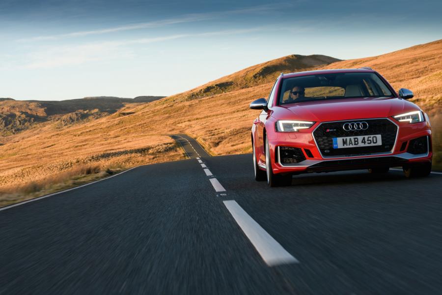  Audi RS4 Avant (B9) 2018 года  (UK) (фото 35 из 40)